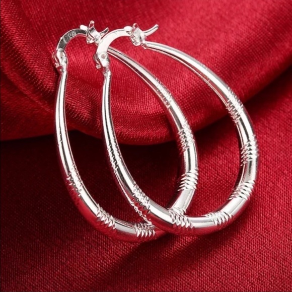 925 STERLING SILVER HOOP EARRINGS, NICE EARRINGS, CUTE EARRINGS - Picture 2 of 6